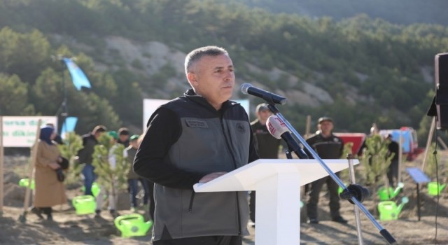 2023 yılı hedefimiz, 730 hektarlık alanda 1 milyon 800 bin fidan