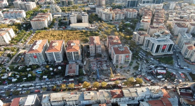 36 kişiye mezar olan Rıza Bey Apartmanının inşaatında çalışan işçiler tespit edilecek