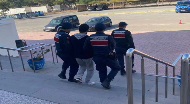 5 ayrı suçtan aranıyordu, Bodrumda jandarmaya yakalandı