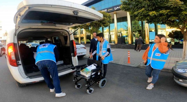 85 yaşındaki yaşlı adam hayalindeki akülü sandalyeye kavuştu
