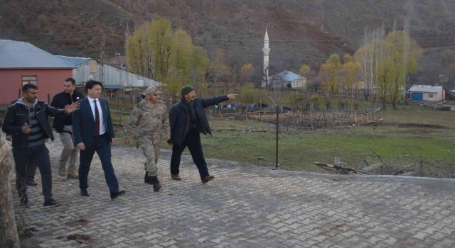Adaklı Kaymakamı Gürses, üstyapı çalışmalarını inceledi