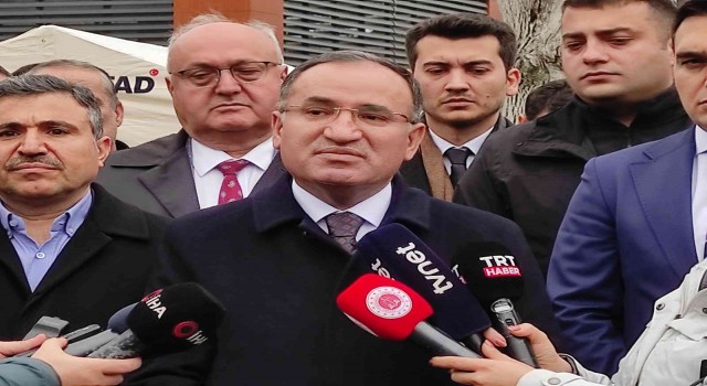 Adalet Bakanı Bozdağ: AFADın yapmadığı açıklamaları, AFADın açıklamaları gibi gösteriyorlar