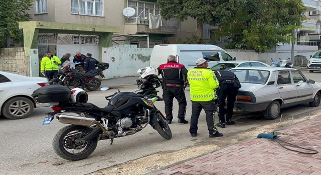 Adıyamanda şase numarası silinmiş motosiklet yakalandı