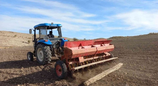 Afyonkarahisarda buğday ve arpa ekim sezonu sone erdi