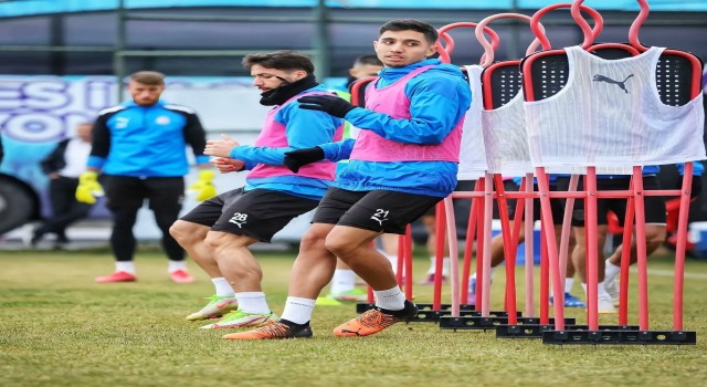 Afyonspor zorlu deplasmanın hazırlıklarını sürdürüyor