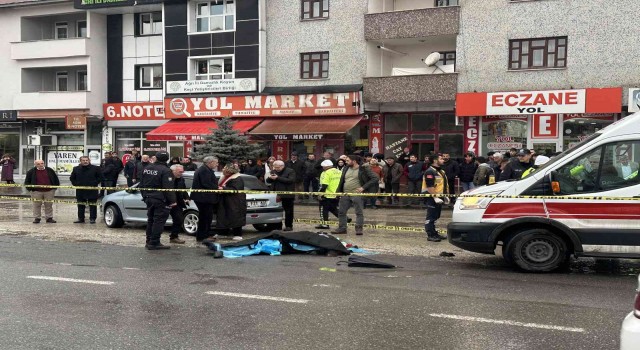 Ağrıda otomobilin çarptığı yaya hayatını kaybetti