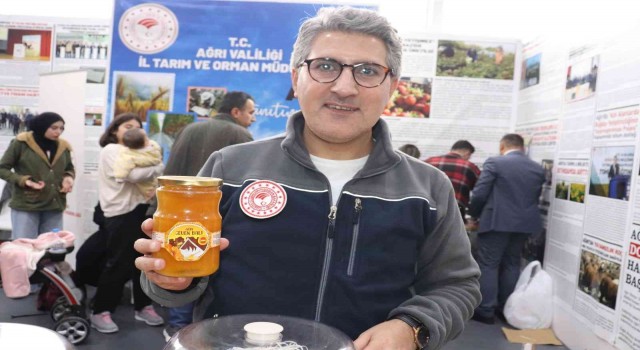 Ağrının tescilli Geven Balı ve Diyadin Domatesi damaklarda iz bıraktı