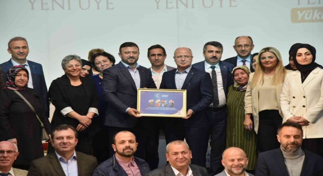 AK kadrolar Bursaya doğru hizmetlerin verilmesi için çalışıyor