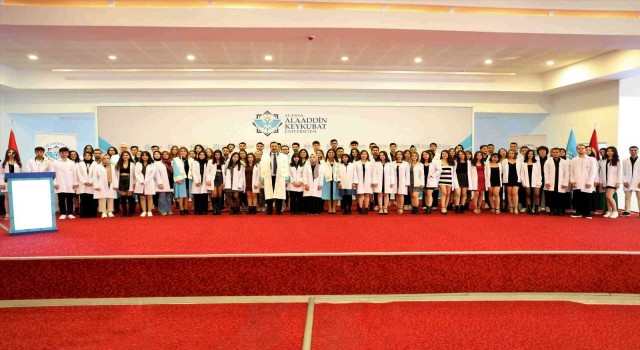 ALKÜde hekim adaylarının beyaz önlük heyecanı