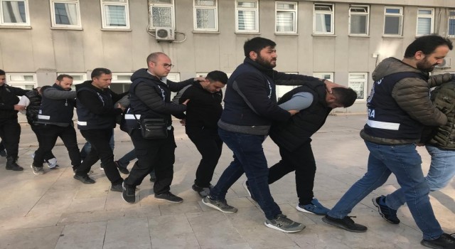 Ankara ve Konyada suç çetesi operasyonunda 20 şüpheli adliyeye sevk edildi