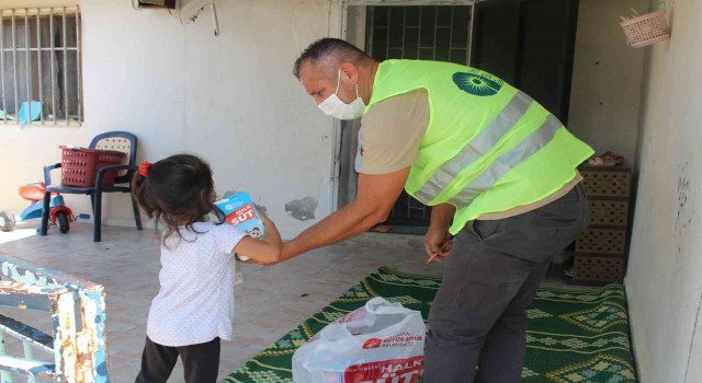 Antalyada 19 bin 151 çocuğa, Halk Süt dağıtıldı
