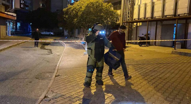 Antalyada polisi alarma geçiren çanta boş çıktı