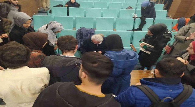 AÖB Kitap Okuma Akademisinin konuğu Şair Ali Ural oldu