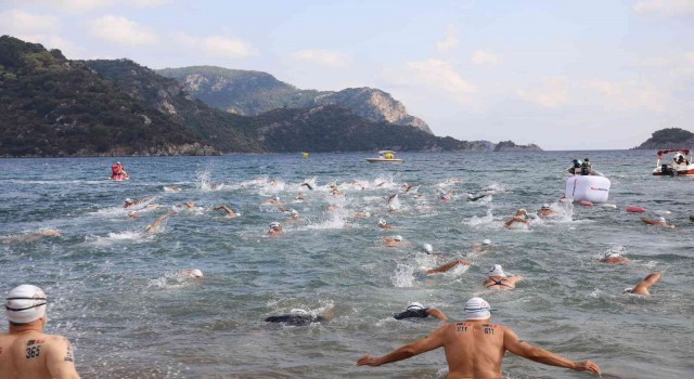 Aquamasters Yüzme Şampiyonasının Marmaris etabı tamamlandı