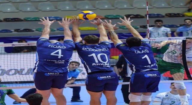 Arkas Sporun aklı Avrupada kaldı