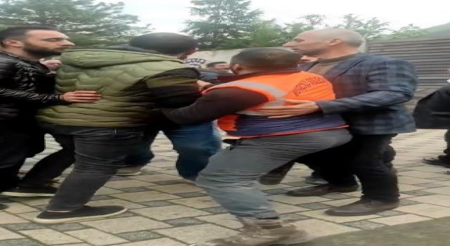 Artvinde polisi vuran zanlıyı linçten yine polis ve jandarma ekipleri kurtardı