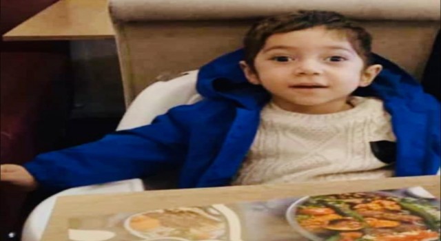 Askeri helikopterle hastaneye ulaştırılan çocuk, yaşama tutunamadı