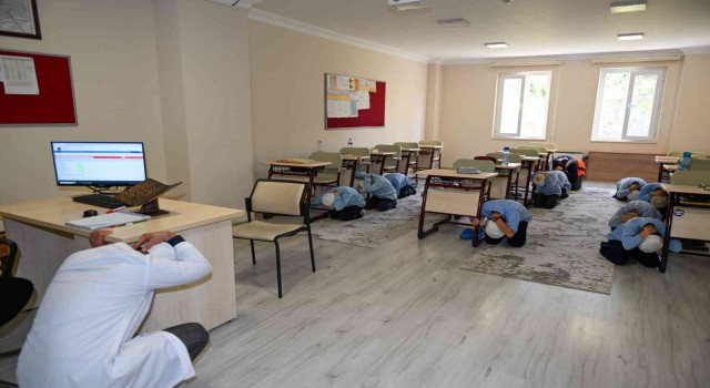 Asrın felaketini yaşayan şehirde hayat kurtaracak tatbikat