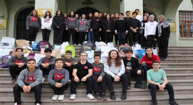 Atatürk Lisesinden Kıyafet Geri Dönüşümü Kampanyası