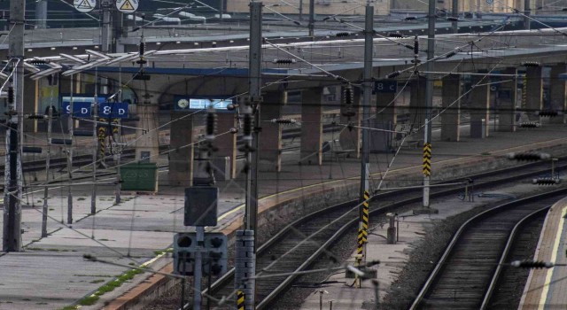 Avusturyada demiryolu işçileri greve gitti