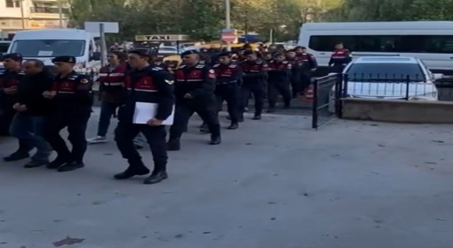 Aydında 8 FETÖ üyesi Yunanistana kaçmaya çalışırken yakalandı