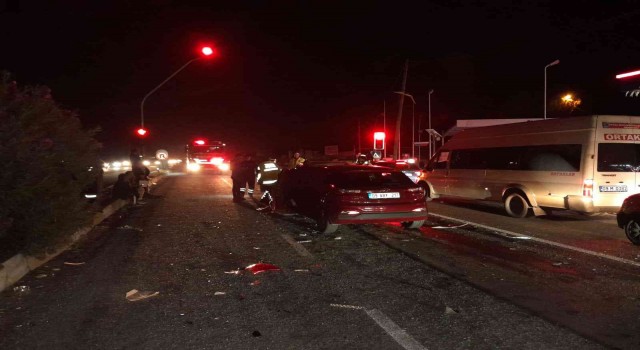 Aydında zincirleme trafik kazası: 5 yaralı