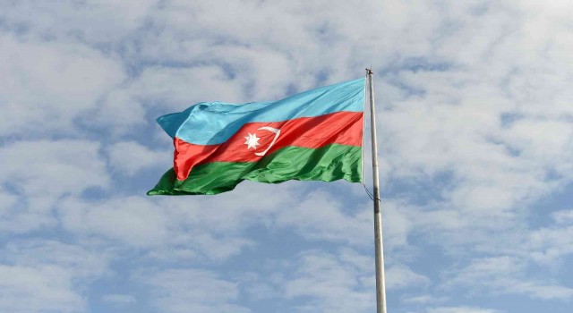 Azerbaycan Devlet Bayrak Gününü kutladı