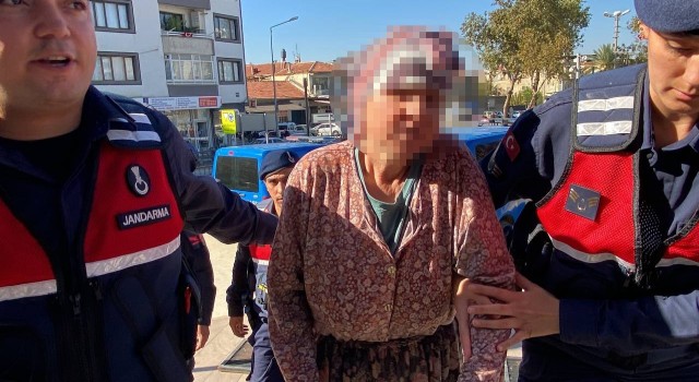 Babasını darbederek öldürdüğü ileri sürülen kadın tutuklandı