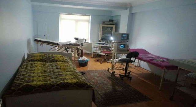 Bağcılarda kaçak muayenehaneye baskın: Emekli doktor gözaltına alındı