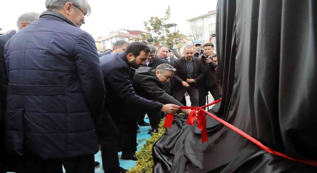 Bağcılarda Türkiye-Kazakistan Kardeşlik Anıtı açıldı
