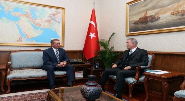 Bakan Akar, ABDnin Ankara Büyükelçisi Flakei kabul etti
