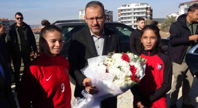 Bakan Kasapoğlu, Uşak için yeni stat müjdesi verdi