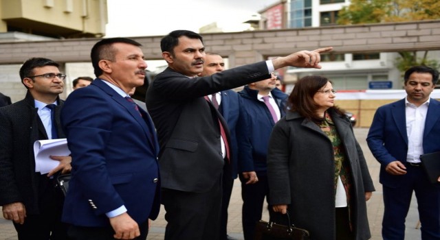 Bakan Kurum: “Başkentimizi tarihi Samanpazarı Meydanına yeniden kavuşturacak adımları atıyoruz”