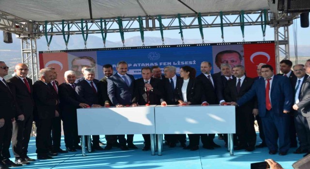Bakan Özer: Eğitimin önündeki antidemokratik uygulamaların tamamı kaldırıldı