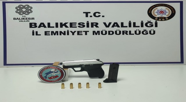 Balıkesirde polisten asayiş operasyonu: 43 gözaltı