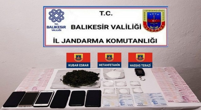 Bandırmada uyuşturucu ile mücadele operasyonu