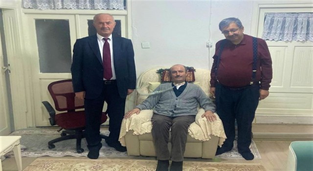 Başkan Akman ve Yazar-Şair İnançtan ALS hastası Çelike ziyaret