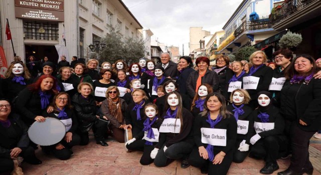 Başkan Atay 25 Kasımda kadınları yalnız bırakmadı