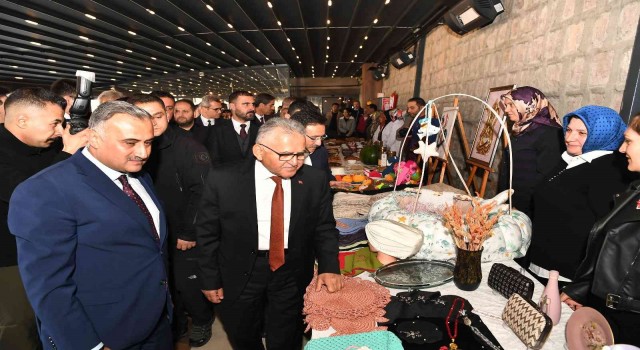 Başkan Büyükkılıç ve Vali Çiçek, Develide 77 muhtarla buluştu