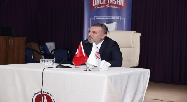 Başkan Ercan gençlerin hayallerini dinliyor