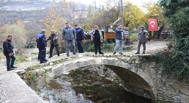 Başkan Köse, Tarihi Çarşıda incelemelerde bulundu