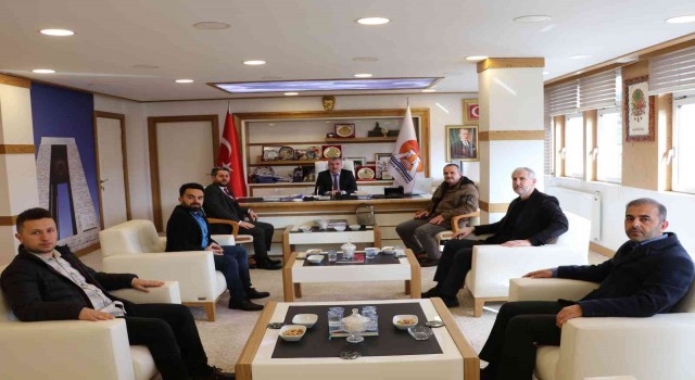 Başkan Özdemir: Eğitimcilerimizin yanındayız