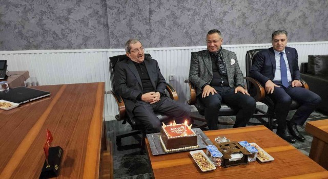 Başkan Vergiliye doğum günü sürprizi