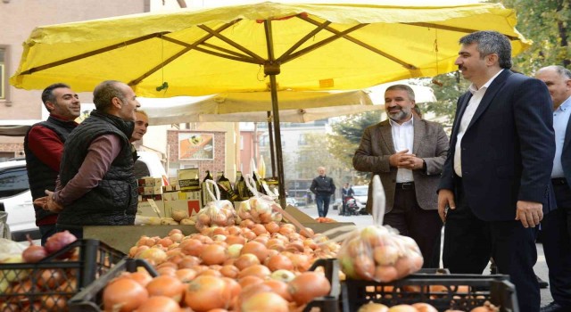 Başkan Yılmaz pazarcı esnafı ile buluştu