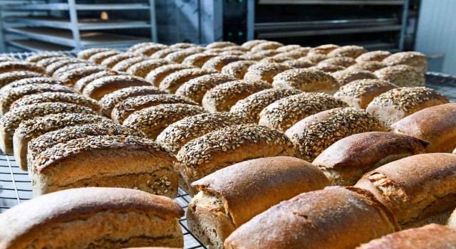 Başkentin halk ekmek fabrikasından 4 çeşit ekşi mayalı ekmek