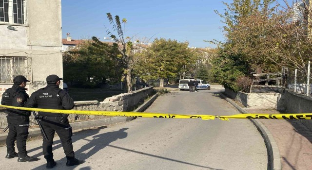 Başkentte Afganistan uyruklu 5 kişinin öldürüldüğü evde incelemeler devam ediyor