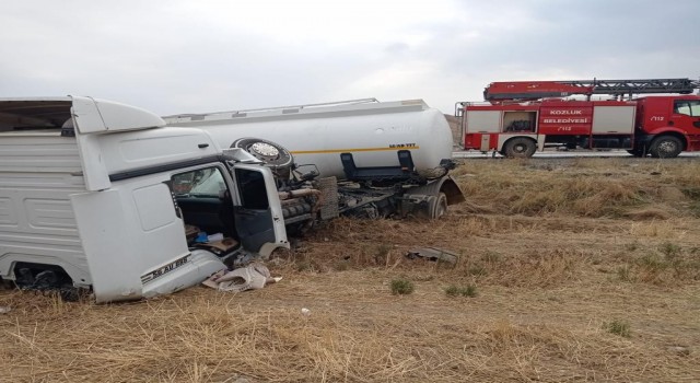 Batmanda akaryakıt tankeri şarampole yuvarlandı: 1 yaralı