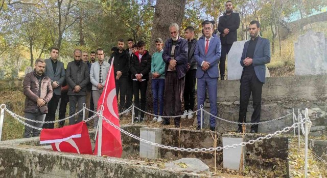 Batmanda şehit öğretmenler için 3 dilde mevlit okutuldu