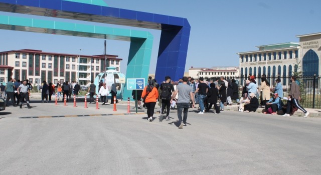Bayburtta ortaöğretim mezunu adaylar sınav heyecanı yaşadı