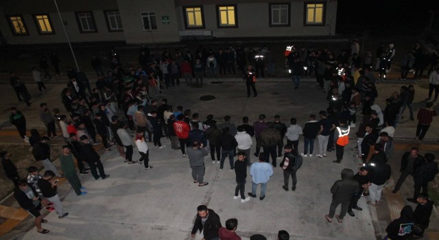 Bayburttaki KYK yurtlarında deprem tatbikatı yapıldı